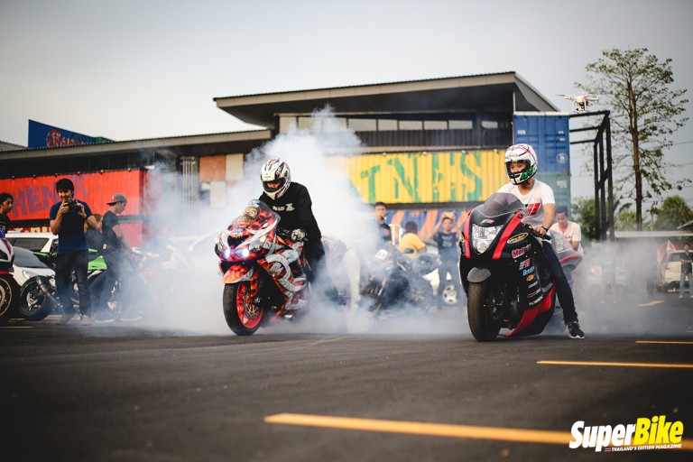 Bike Club สายบันเทิง !! “สายบันเทิง !!…เกิด มา ลั่น”