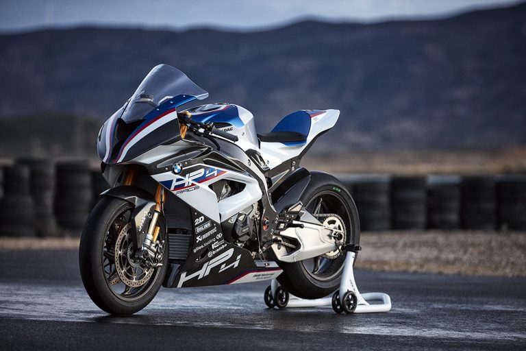 BMW เปิดตัว “HP4 Race” ซูเปอร์ไบค์ตัวพันสุดไฮเทคสำหรับสนามแข่ง