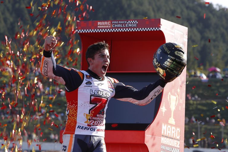 หมวก Marc Márquez แชมป์โลก MotoGP สมัยที่ 7