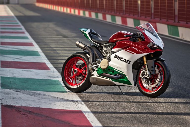 Ducati 1299 Panigale R Final Edition – Superbike เครื่องยนต์ V-Twin รุ่นสุดท้ายจาก Ducati