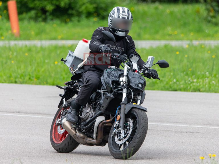 Spyshot New Yamaha MT-07 Naked Bike ตัวแรง!!