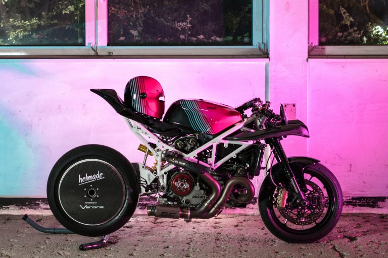 Ducati 999S by Helmade Custom มารชมพู สุดจี๊ด!!