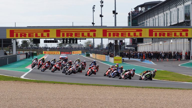 Pirelli ร่วมกับ Dorna จับมือต่อสัญญา WSBK ถึงปี 2023