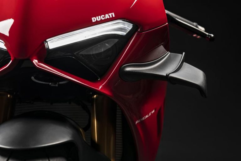 เปิดตัวแล้วอย่างเป็นทางการ Ducati Panigale V4 2020!!