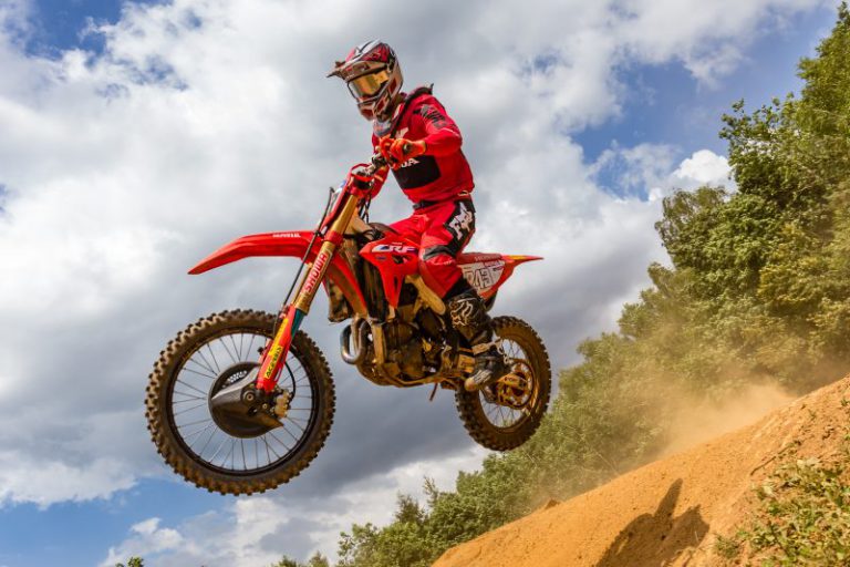 Tim Gajser บิด Honda CRF450RW ผงาดแชมป์โมโตครอสที่สโลวีเนีย