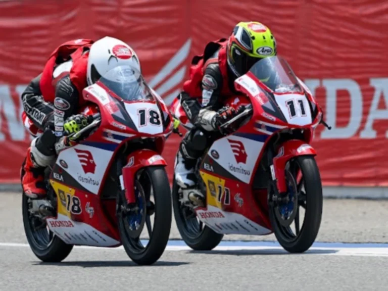 Honda Thailand Talent Cup 2024 มาพร้อมพาเหรด Honda NSF250R