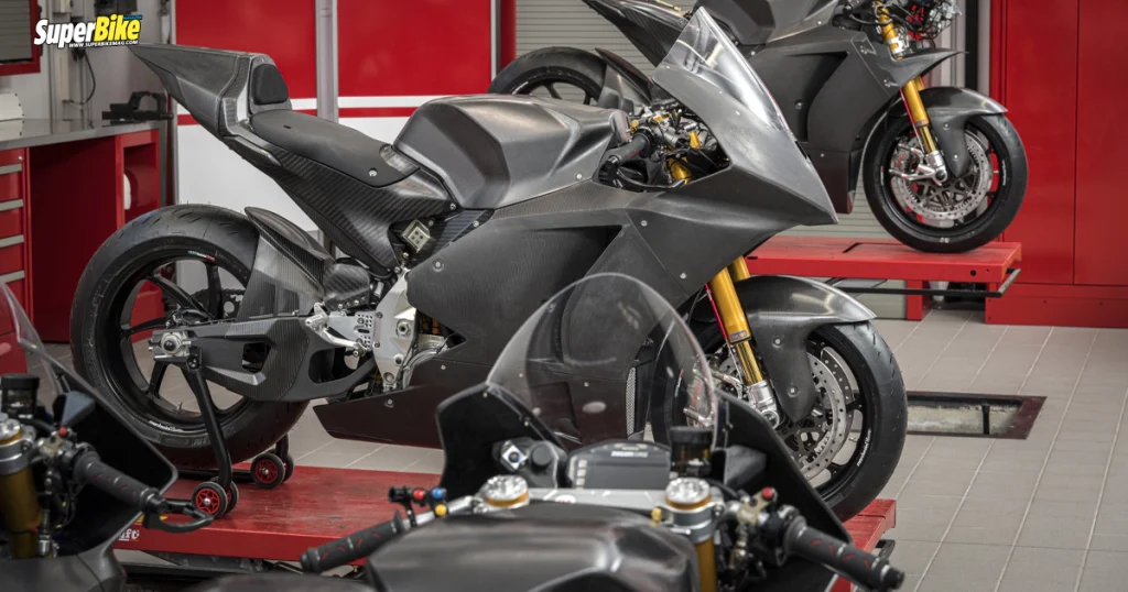 ลือ Ducati เตรียมประกอบซูเปอร์ไบค์ไฟฟ้า